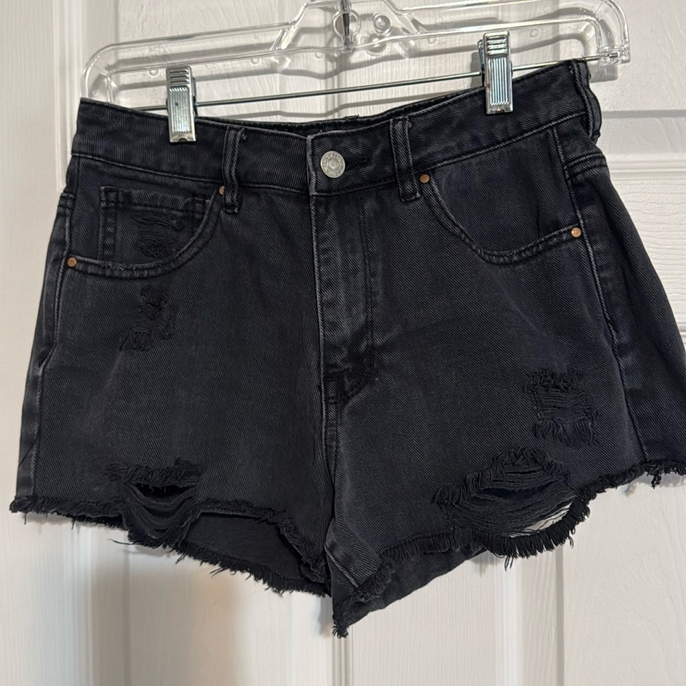 PacSun High Rise Distressed Festival Black Denim Shorts - Size 26